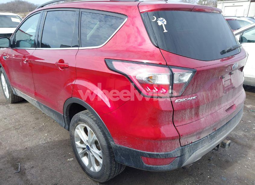 Photo 3 of 2017 Ford Escape SE (VIN 1FMCU9G98HUD91344)