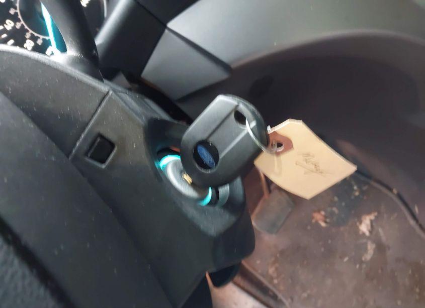 Photo 11 of 2017 Ford Escape SE (VIN 1FMCU9G98HUE44401)