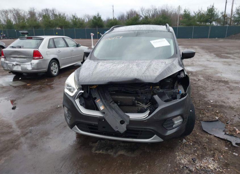 Photo 12 of 2017 Ford Escape SE (VIN 1FMCU9G98HUE44401)