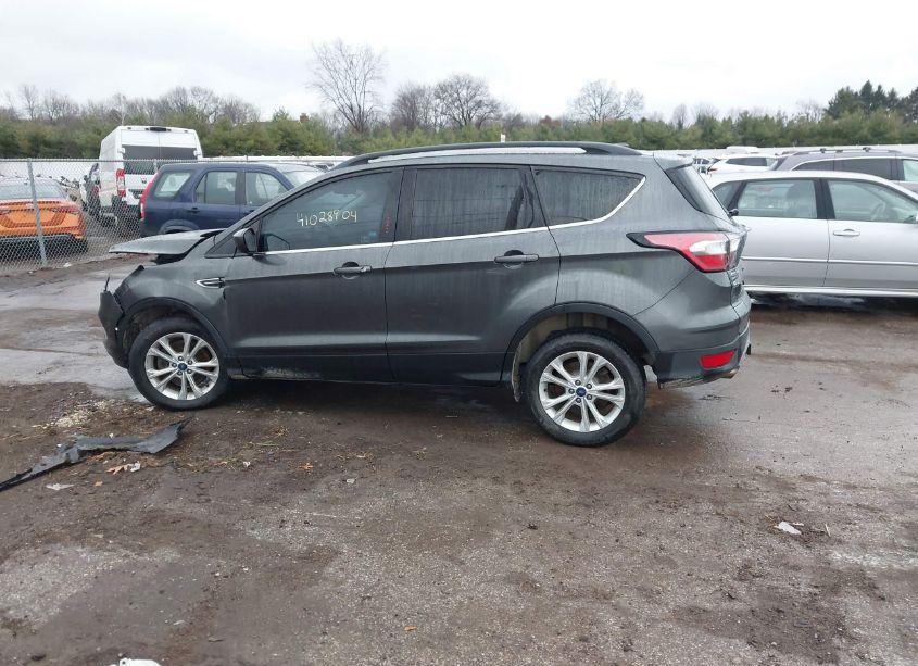 Photo 14 of 2017 Ford Escape SE (VIN 1FMCU9G98HUE44401)