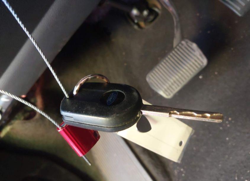 Photo 11 of 2017 Ford Escape SE (VIN 1FMCU9G98HUF11157)