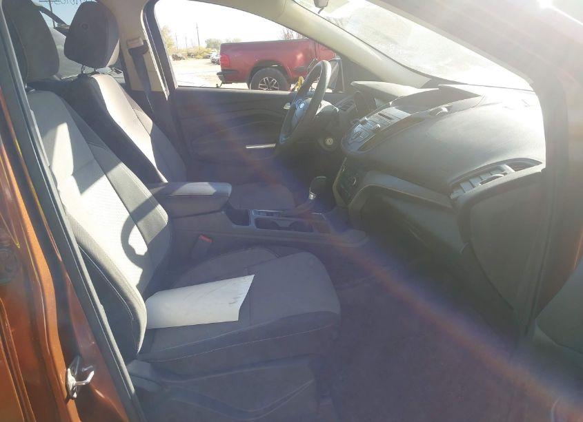 Photo 5 of 2017 Ford Escape SE (VIN 1FMCU9G98HUF11157)