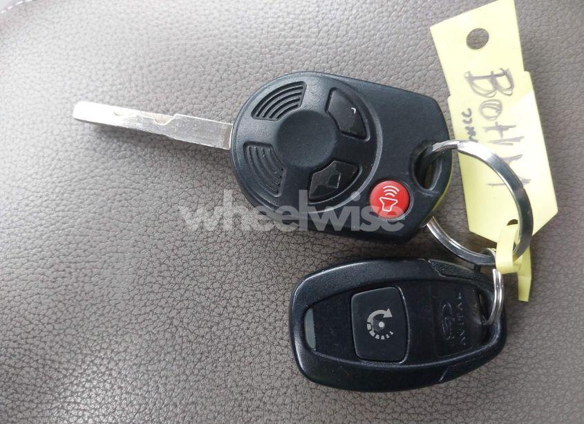 Photo 11 of 2013 Ford Escape SE (VIN 1FMCU9G99DUC22833)