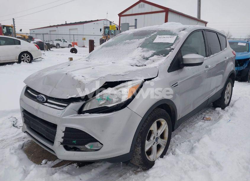 Photo 2 of 2015 Ford Escape SE (VIN 1FMCU9G99FUA19766)