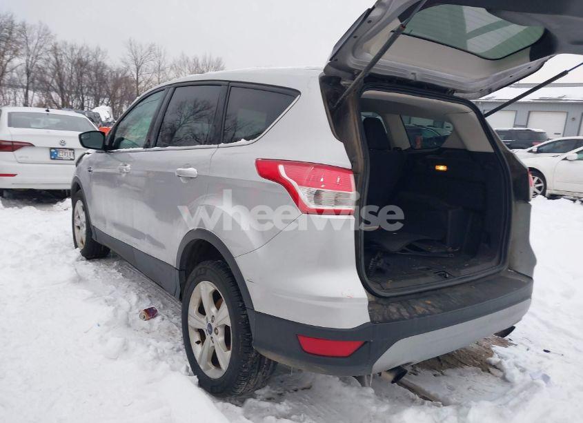 Photo 3 of 2015 Ford Escape SE (VIN 1FMCU9G99FUA19766)