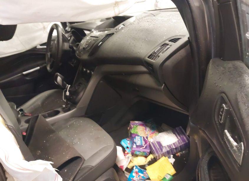 Photo 5 of 2015 Ford Escape SE (VIN 1FMCU9G99FUB23383)