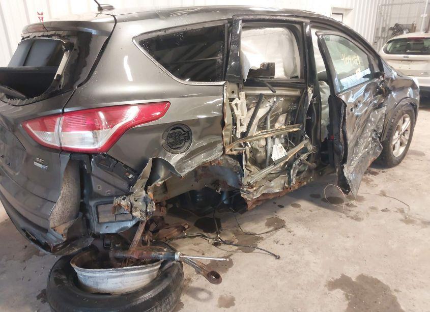 Photo 6 of 2015 Ford Escape SE (VIN 1FMCU9G99FUB23383)