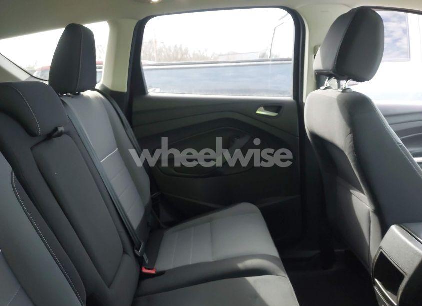 Photo 8 of 2015 Ford Escape SE (VIN 1FMCU9G99FUB26901)