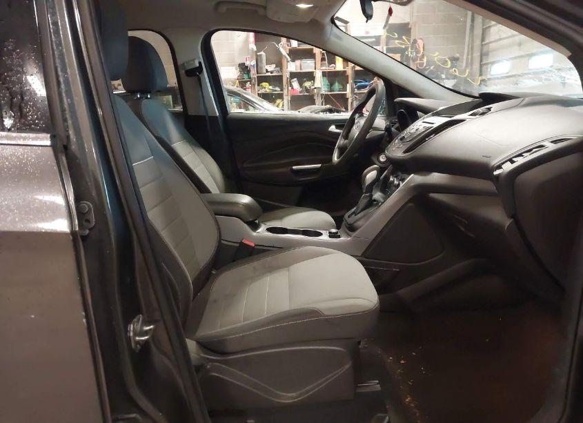 Photo 5 of 2015 Ford Escape SE (VIN 1FMCU9G99FUC81075)