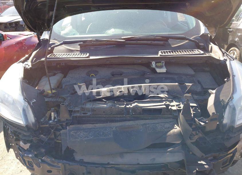 Photo 10 of 2016 Ford Escape SE (VIN 1FMCU9G99GUB02776)