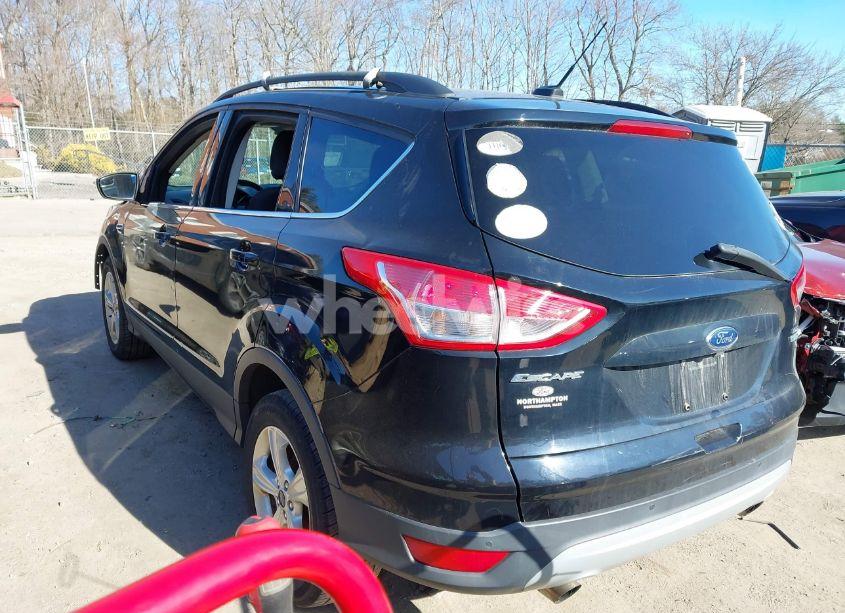 Photo 3 of 2016 Ford Escape SE (VIN 1FMCU9G99GUB02776)