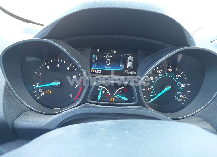 Photo 7 of 2016 Ford Escape SE (VIN 1FMCU9G99GUB02776)