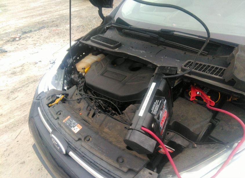 Photo 10 of 2016 Ford Escape SE (VIN 1FMCU9G99GUC22805)