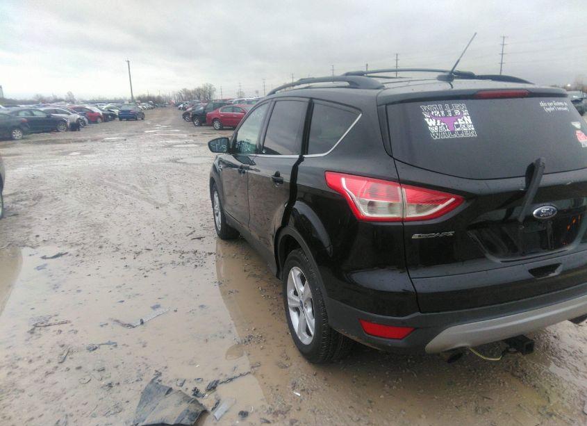 Photo 3 of 2016 Ford Escape SE (VIN 1FMCU9G99GUC22805)
