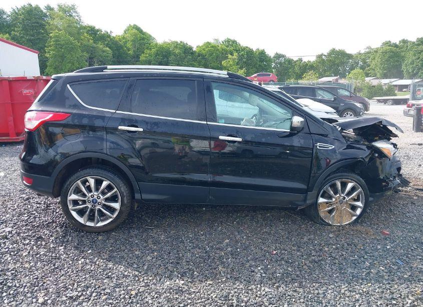 Photo 13 of 2016 Ford Escape SE (VIN 1FMCU9G99GUC23534)