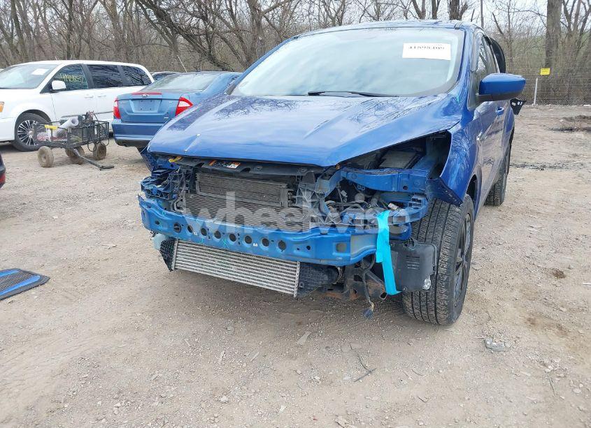 Photo 6 of 2017 Ford Escape SE (VIN 1FMCU9G99HUB00740)