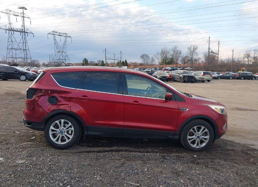 Photo 13 of 2017 Ford Escape SE (VIN 1FMCU9G99HUB35150)