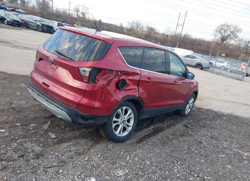 Photo 4 of 2017 Ford Escape SE (VIN 1FMCU9G99HUB35150)