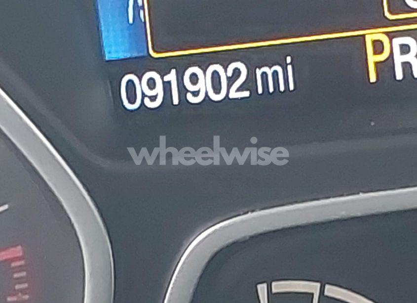 Photo 7 of 2017 Ford Escape SE (VIN 1FMCU9G99HUB71453)