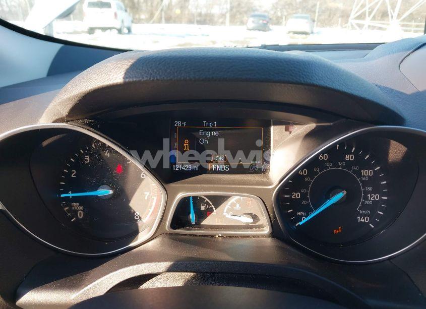 Photo 7 of 2017 Ford Escape SE (VIN 1FMCU9G99HUB77124)