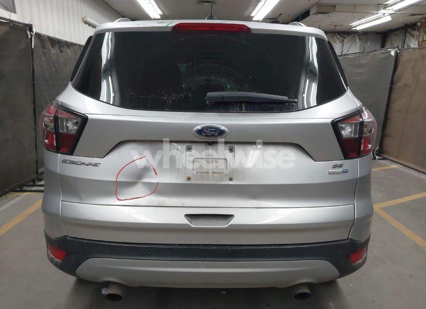 Photo 16 of 2017 Ford Escape SE (VIN 1FMCU9G99HUB91699)