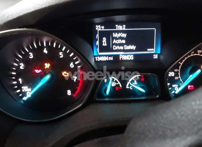 Photo 7 of 2017 Ford Escape SE (VIN 1FMCU9G99HUC68863)