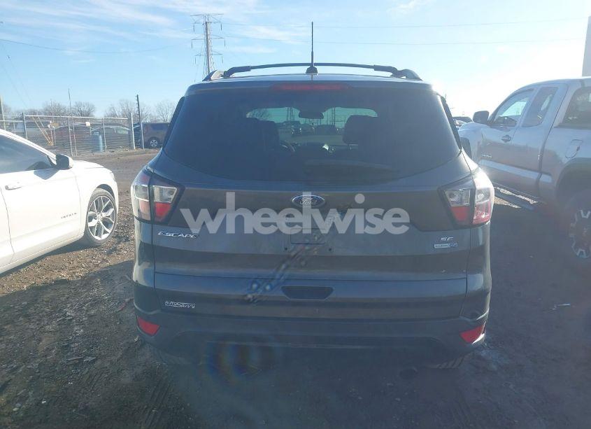 Photo 17 of 2017 Ford Escape SE (VIN 1FMCU9G99HUD02333)