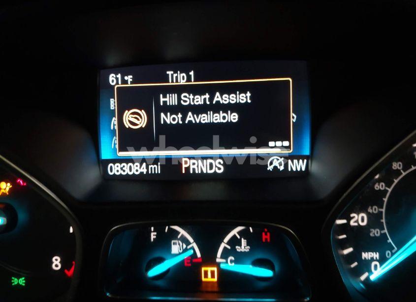 Photo 15 of 2017 Ford Escape SE (VIN 1FMCU9G99HUD37888)