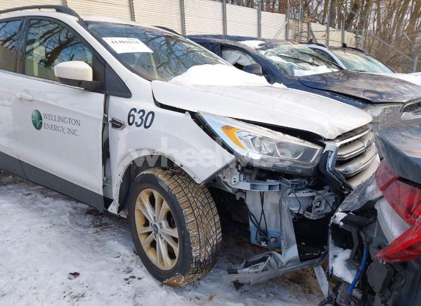 Photo 22 of 2017 Ford Escape SE (VIN 1FMCU9G99HUD44050)