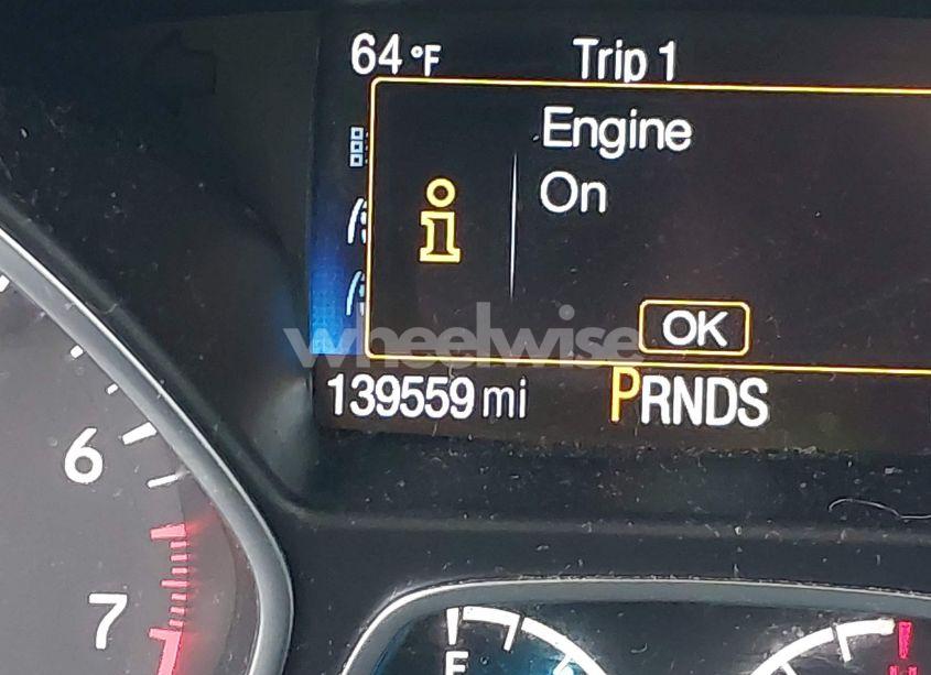 Photo 16 of 2017 Ford Escape SE (VIN 1FMCU9G99HUE61420)