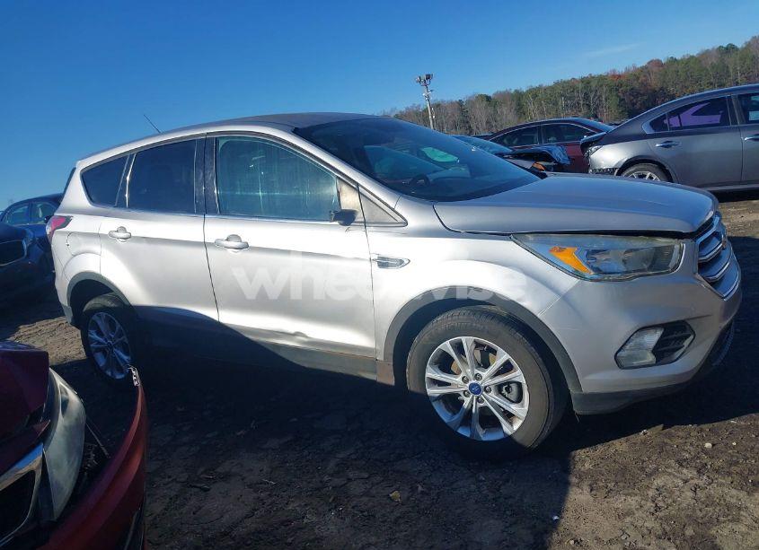 Photo 13 of 2017 Ford Escape SE (VIN 1FMCU9G99HUE75589)