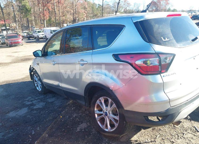 Photo 14 of 2017 Ford Escape SE (VIN 1FMCU9G99HUE75589)