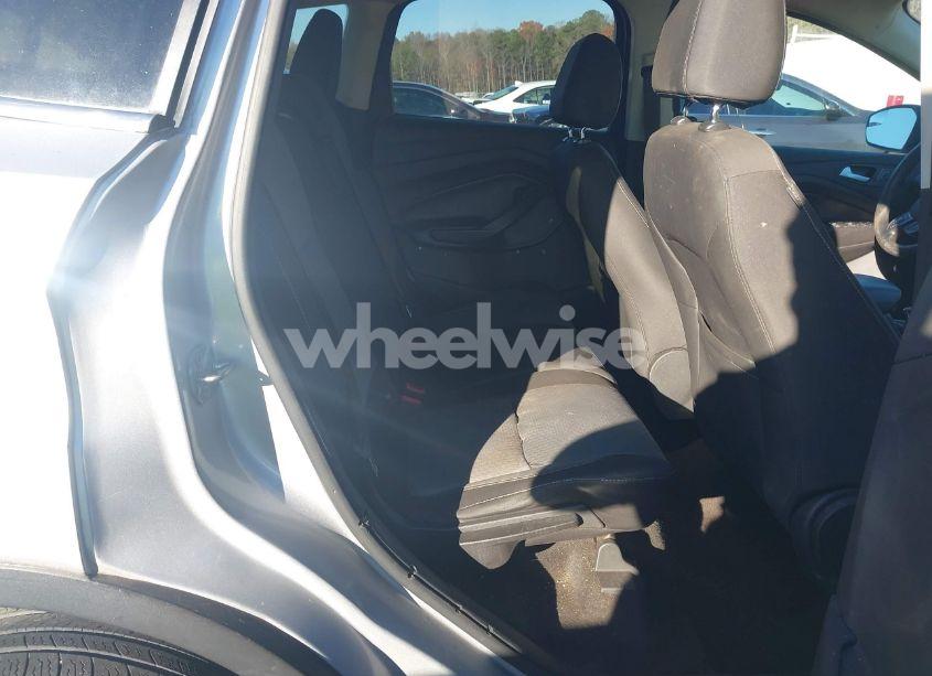 Photo 8 of 2017 Ford Escape SE (VIN 1FMCU9G99HUE75589)