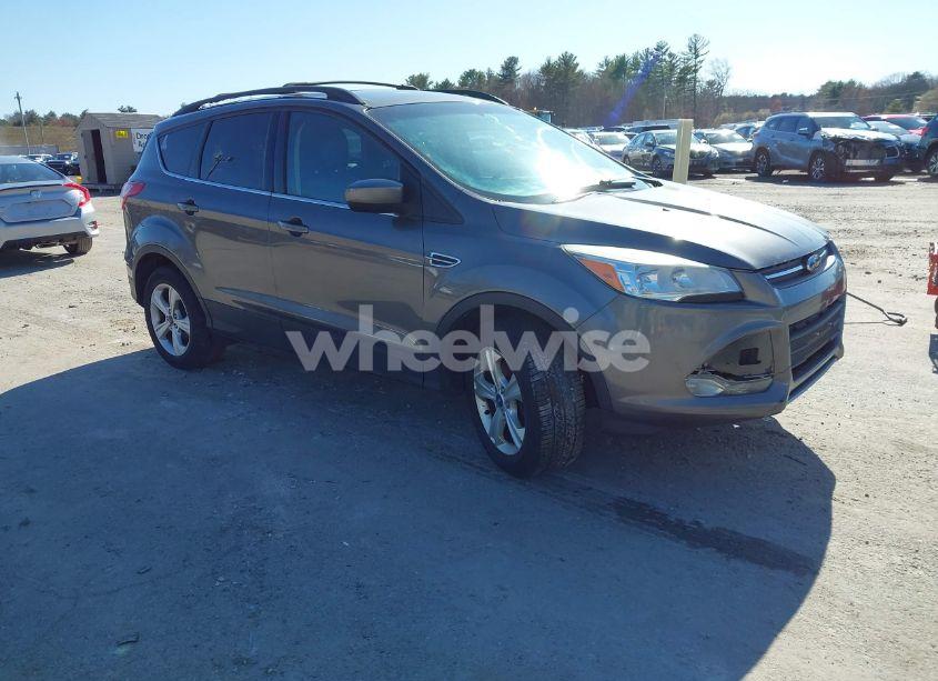 2013 Ford Escape SE (VIN 1FMCU9G9XDUA02777) main photo