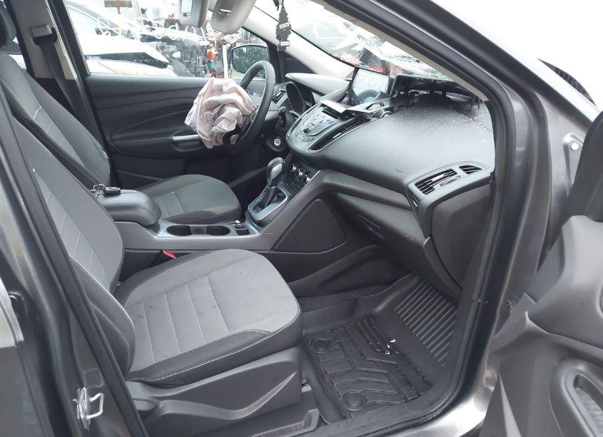 Photo 5 of 2013 Ford Escape SE (VIN 1FMCU9G9XDUC18967)