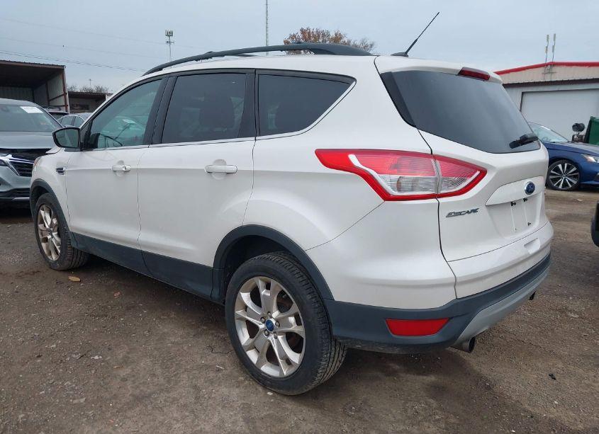 Photo 3 of 2013 Ford Escape SE (VIN 1FMCU9G9XDUC22095)