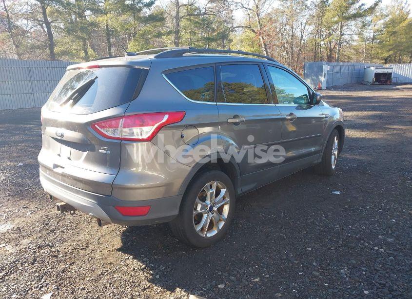 Photo 4 of 2013 Ford Escape SE (VIN 1FMCU9G9XDUC51256)