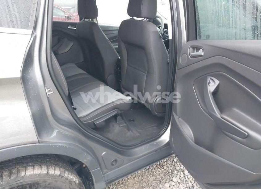 Photo 8 of 2014 Ford Escape SE (VIN 1FMCU9G9XEUA12209)