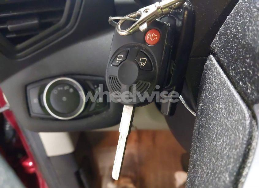 Photo 11 of 2014 Ford Escape SE (VIN 1FMCU9G9XEUA15398)