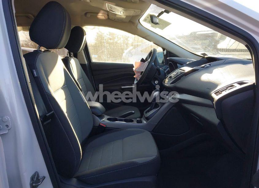 Photo 5 of 2014 Ford Escape SE (VIN 1FMCU9G9XEUA28393)