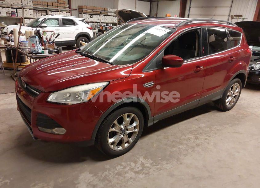 Photo 2 of 2014 Ford Escape SE (VIN 1FMCU9G9XEUA72992)
