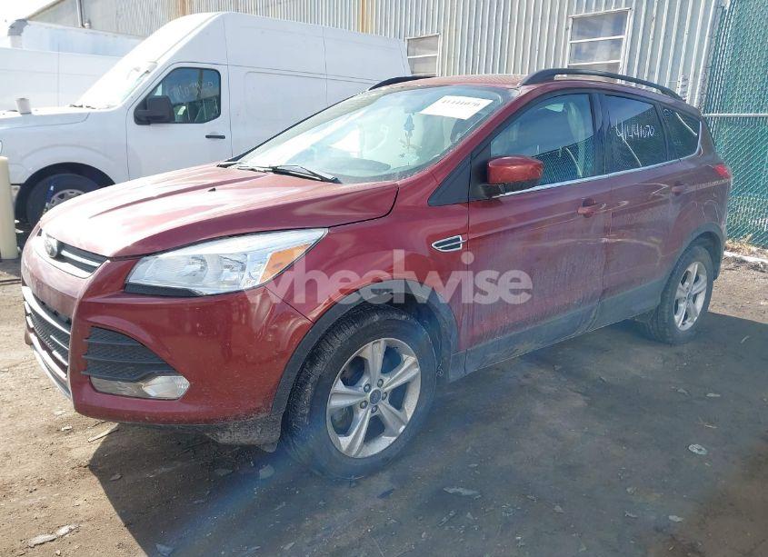 Photo 2 of 2014 Ford Escape SE (VIN 1FMCU9G9XEUB42541)