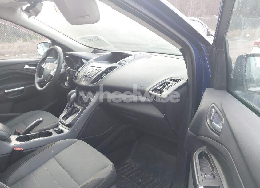 Photo 5 of 2014 Ford Escape SE (VIN 1FMCU9G9XEUB46833)