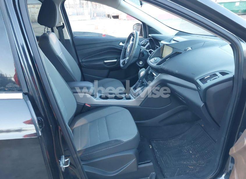 Photo 5 of 2014 Ford Escape SE (VIN 1FMCU9G9XEUC35026)