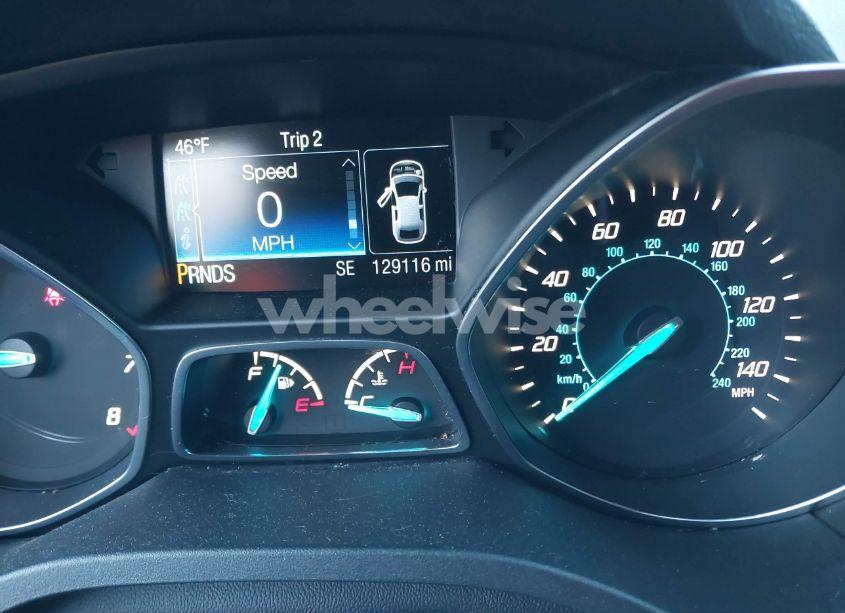 Photo 7 of 2014 Ford Escape SE (VIN 1FMCU9G9XEUC35026)