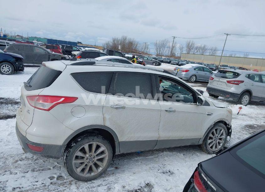 Photo 13 of 2014 Ford Escape SE (VIN 1FMCU9G9XEUC57236)