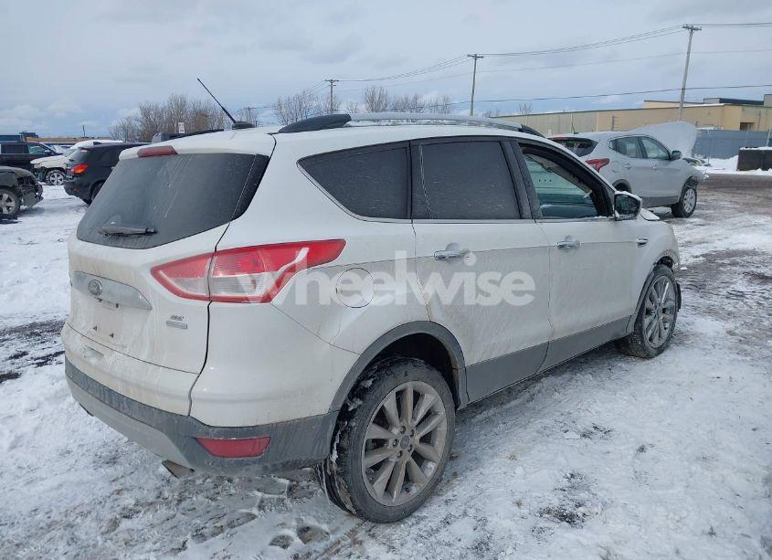 Photo 4 of 2014 Ford Escape SE (VIN 1FMCU9G9XEUC57236)