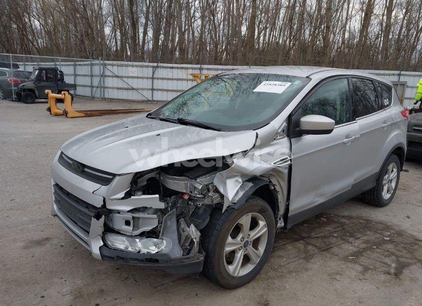 Photo 2 of 2014 Ford Escape SE (VIN 1FMCU9G9XEUD08119)