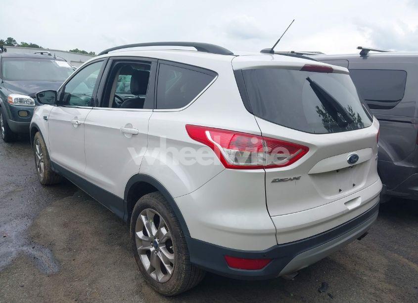 Photo 3 of 2014 Ford Escape SE (VIN 1FMCU9G9XEUD60270)