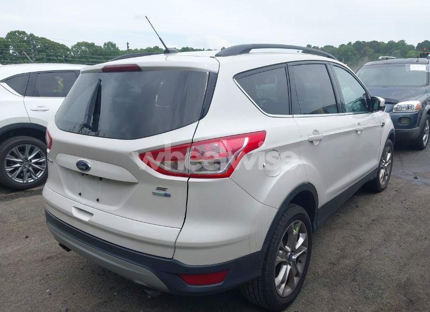 Photo 4 of 2014 Ford Escape SE (VIN 1FMCU9G9XEUD60270)
